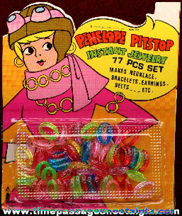 Mint Unopened 1971 Hanna-Barbera / Penelope Pitstop Jewelry Kit