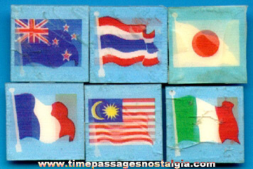 (6) Old Gum Ball Machine Prize Flicker / Lenticular Flag Squares