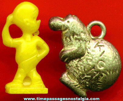 (2) Different Old Scarce Comic Strip Character Bubble Gum Machine Charms