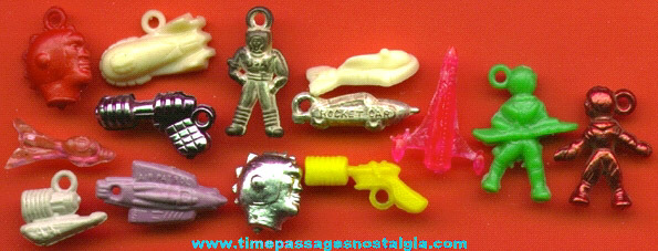 (14) 1950’s Gum Ball Machine Prize Space Charms
