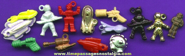 (14) 1950’s Gum Ball Machine Prize SPACE Charms