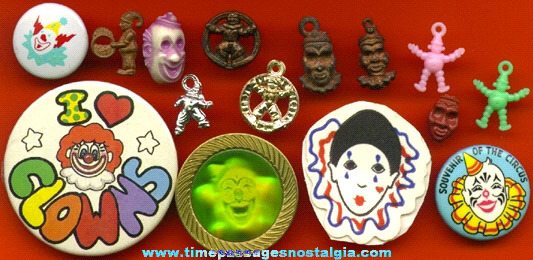 (15) Small Clown Related Items