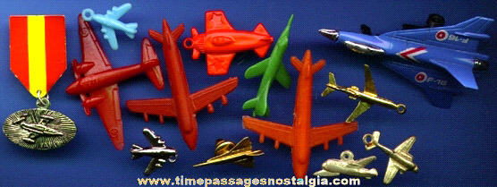 (13) Small Airplane Items