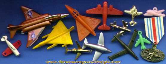 (13) Small Airplane Items