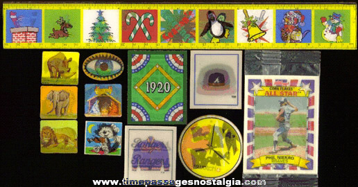 (12) Different Flicker, 3-D, Or Lenticular Items