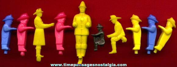 (10) Old Fireman Toy Parts