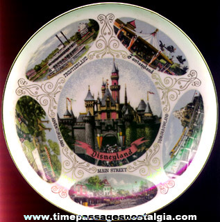 Colorful Old Disneyland Souvenir Plate