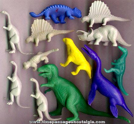(12) Old Dinosaur Play Set Figures
