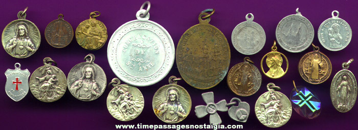 (20) Religious Medals / Charms