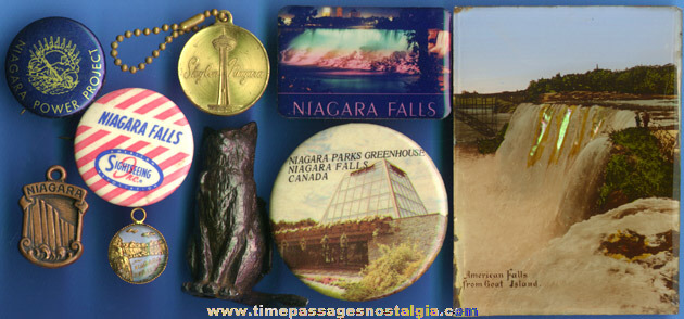 (9) Different Small Niagara Falls Items