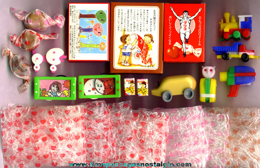Glico Candy Boxes & Toy Prizes