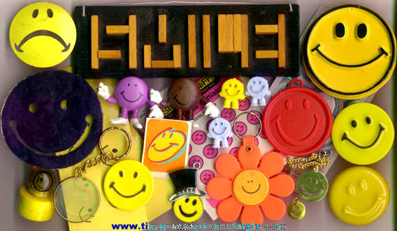 (25) Smiley Face Items