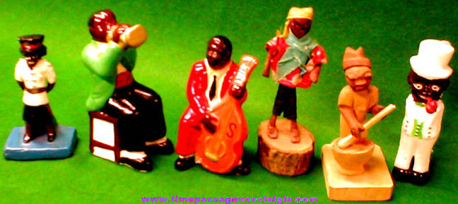 (6) Small Black Figures / Figurines