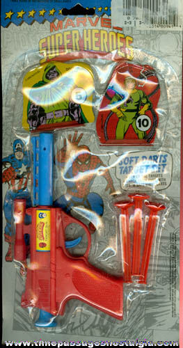 Unopened 1992 Marvel Super Heroes Soft Darts Target Set