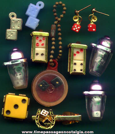 (12) Small Old Game Dice Related Items