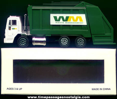 1991 Boxed Road Champs Waste Management Toy Garbage Truck