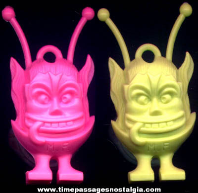 (2) Old Martian Fink Character Gum Ball Machine Prize Toy Rings