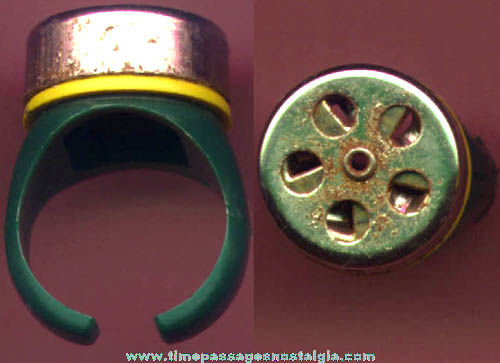 1957 Quaker Cereal Toy Premium or Prize Siren Whistle Crazy Ring