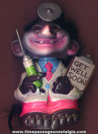 1972 Berries Nodder Doctor Troll Figure