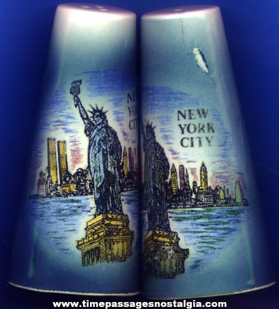 Old Statue of Liberty New York City Souvenir Salt & Pepper Ceramic Shaker Set