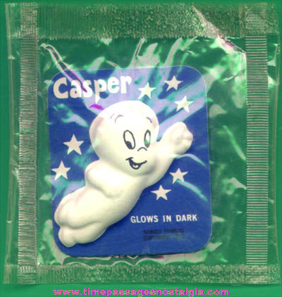 Unopened 1970 Casper The Friendly Ghost Glow In The Dark Vacuform Sticker Cereal Prize