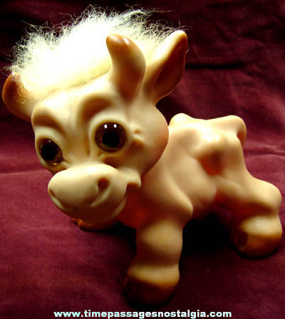 Large 1964 Dam Things Establishment Troll Cow Figure