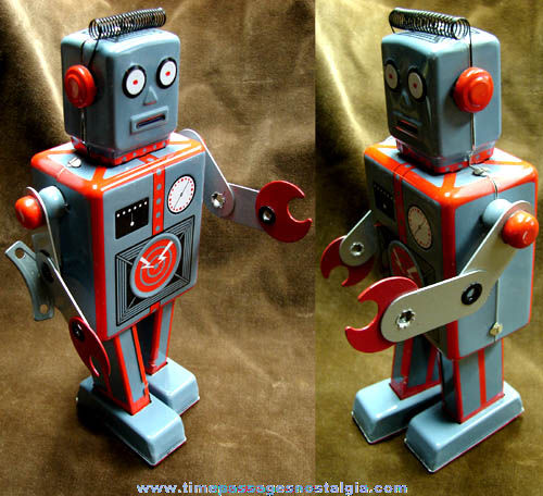 Key Wound Lithographed Tin Toy Robot
