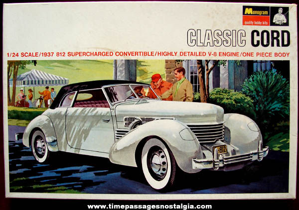 Unbuilt 1966 1937 Classic Cord Convertible Phaeton Monogram Car Model Kit