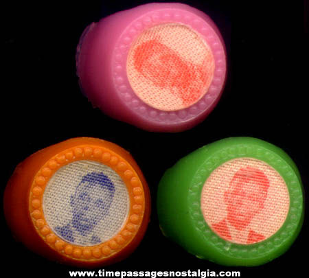 (3) Old Plastic African American Gum Ball Machine Prize Toy Flicker Rings