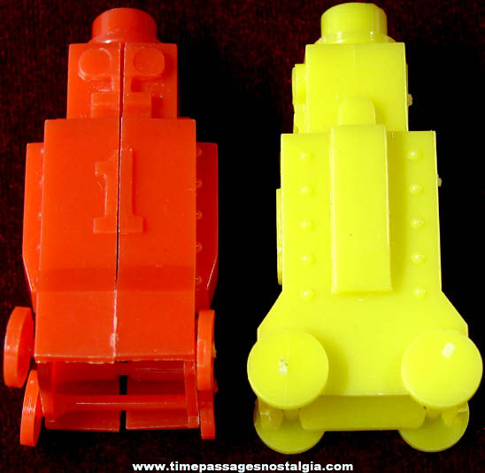 (2) 1961 Nabisco Rice & Wheat Honeys Cereal Racing Robot Cereal Box Prize Toys