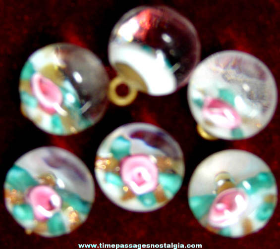 (6) Matching Antique Glass Clothing Buttons With Flowers