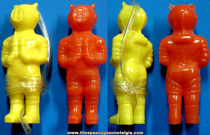 (2) Colorful 1966 Post Alpha-Bits Cereal Prize Mystery Diver Toy Figures