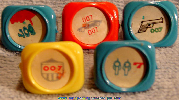 (5) Different Old James Bond 007 Character Premium Toy Rings