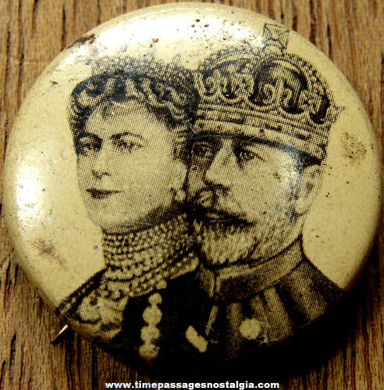 Old King George V & Queen Mary Pin Back Button