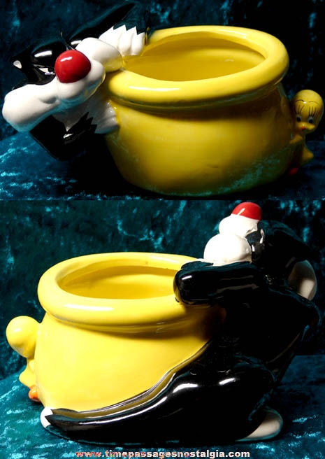 Colorful Old Sylvester Cat & Tweety Bird Character Ceramic Planter