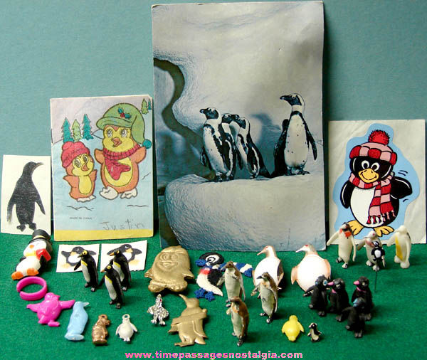 (33) Small Old Penguin Bird Related Items