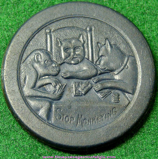 Unusual Old Poker Chip With Cats & a Monkey