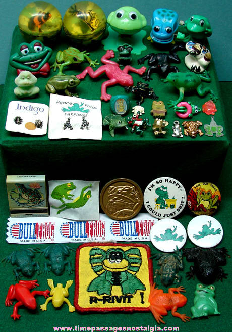 (50) Small Frog Related Items