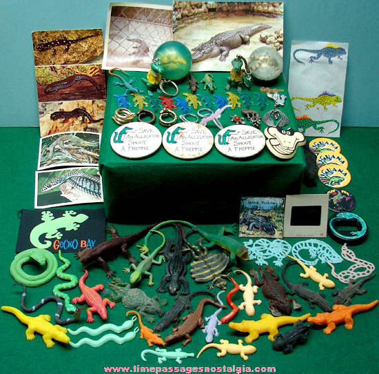 (83) Small Reptile Animal Related Items