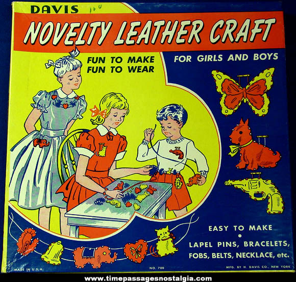 Old Boxed Davis Novelty Leather Craft Kit