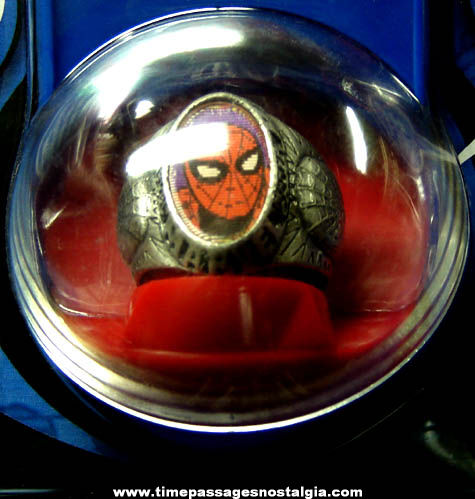 Unopened ©2004 Marvel Comics Spiderman Metal Flicker Toy Ring #4