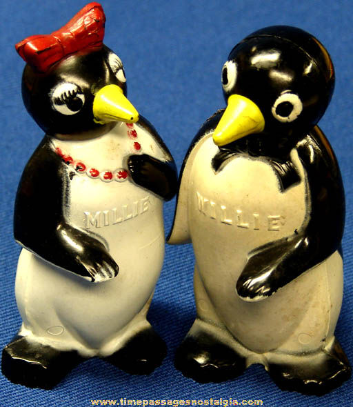 Old Willie & Millie KOOL Cigarettes Advertising Premium Penguin Salt & Pepper Shakers