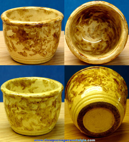 Small Old Spongeware or Yellowware Pottery Custard Bowl