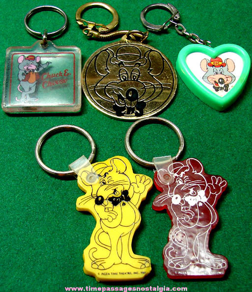 (5) Old Chuck E. Cheese Arcade Pizza Restaurant Advertising Character Key Chains