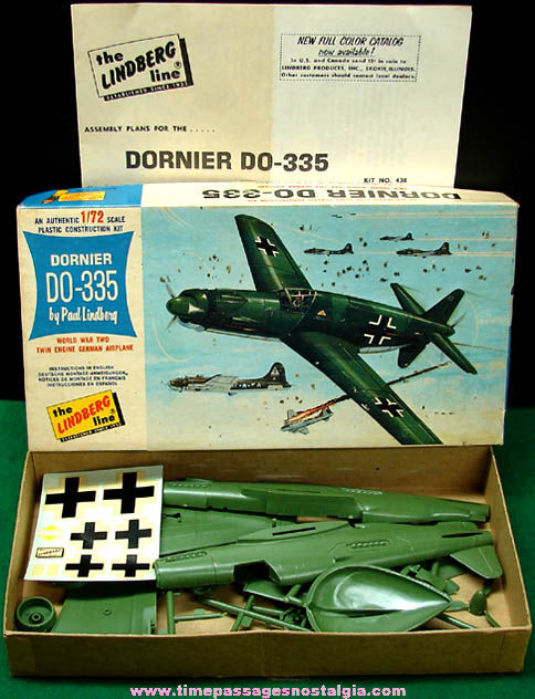 Unbuilt 1966 Lindberg Dornier DO-335 World War II German Airplane Model Kit