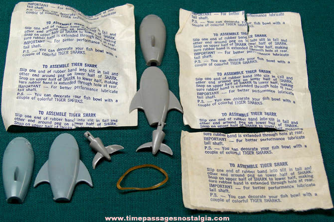 (3) Old Miniature Mechanical Shark Cereal Prize Toys