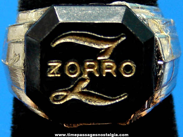 Old Walt Disney Zorro Character Premium Toy Ring
