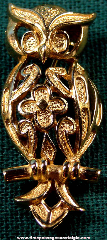 Old Trifari Owl Costume Jewelry Brooch Pin
