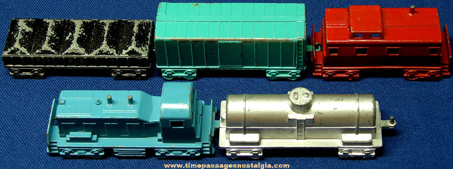Old Painted Metal Midgetoy Five Car Toy Train Set