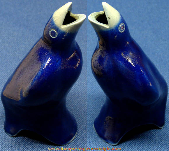 Old Blue Pottery or Stoneware Pie Bird Figure